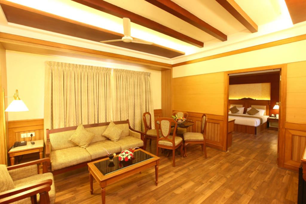 Hotel Airlink Castle Nedumbassery Luaran gambar